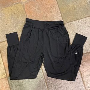 Zyia Joggers In a Bottle 2